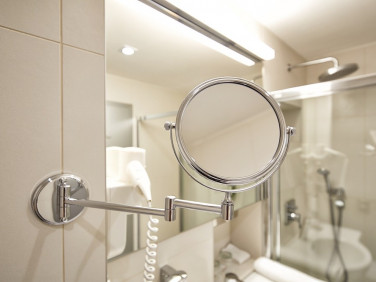 Superior - bathroom - cosmetic mirror